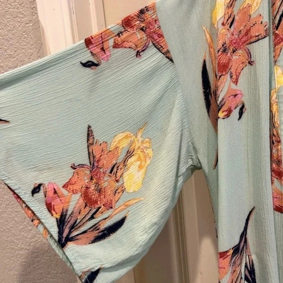 Kori America Mint Green Florak Adjustable Kimono size Medium - Picture 3 of 6